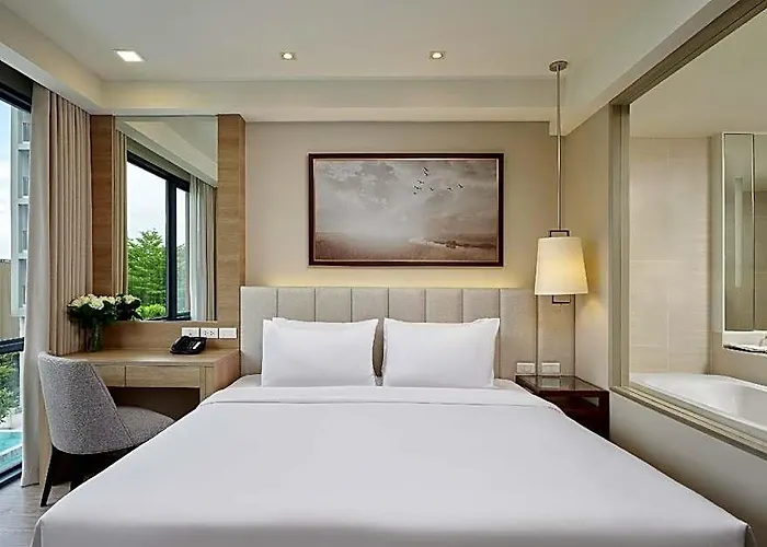 The Park Nine Suvarnabhumi - Free Airport Shuttle Hotel